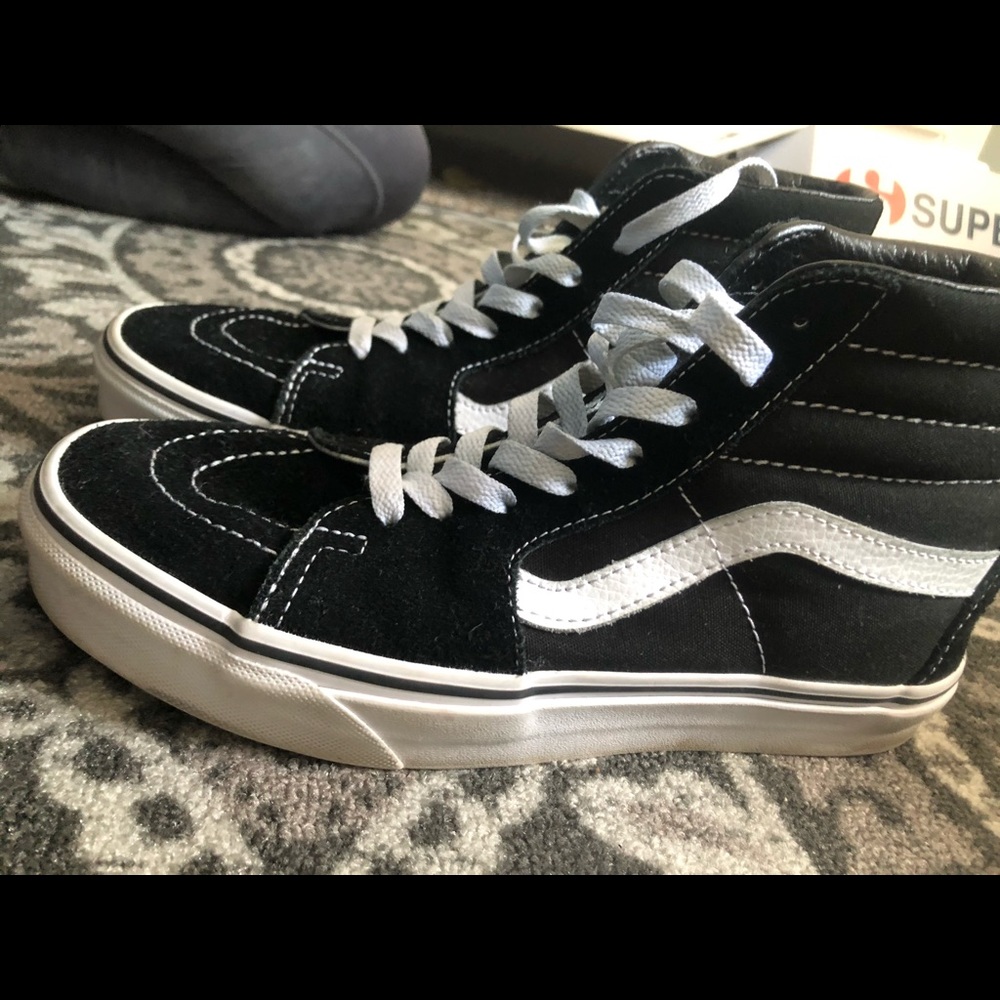 women’s black high top vans